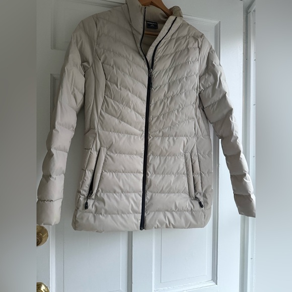 Jacket 32 Heat Women's Light Gray Puffer Jacket - Picture 6 of 6